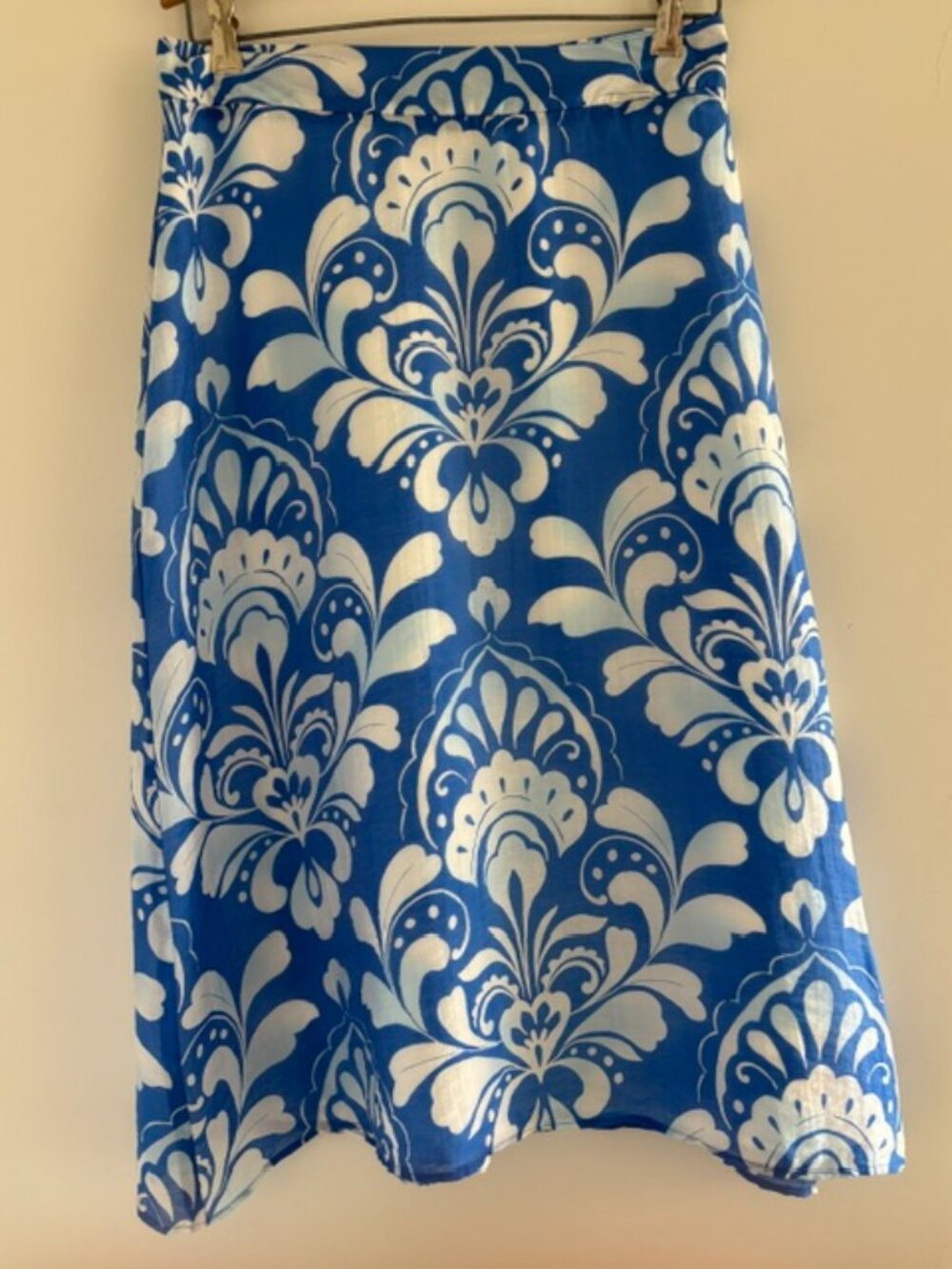 Ann Taylor Silky Lined Midi Skirt in Blue and White